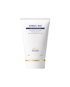The Biomagic Mask is an instant mattifying facial treatment that helps to purify the epidermis by reducing skin imperfections. Its antioxidant active ingredients contribute to preserving the skin from oxidative stress. Pores are tightened and the complexi
