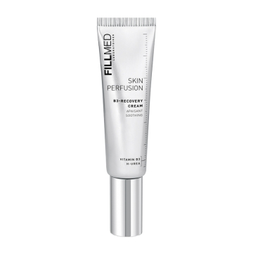 FILLMED Skin Perfusion B3 Recovery Cream replenishes the skin’s moisture barrier, while strengthening the epidermis and improving the skin’s ability to heal itself.